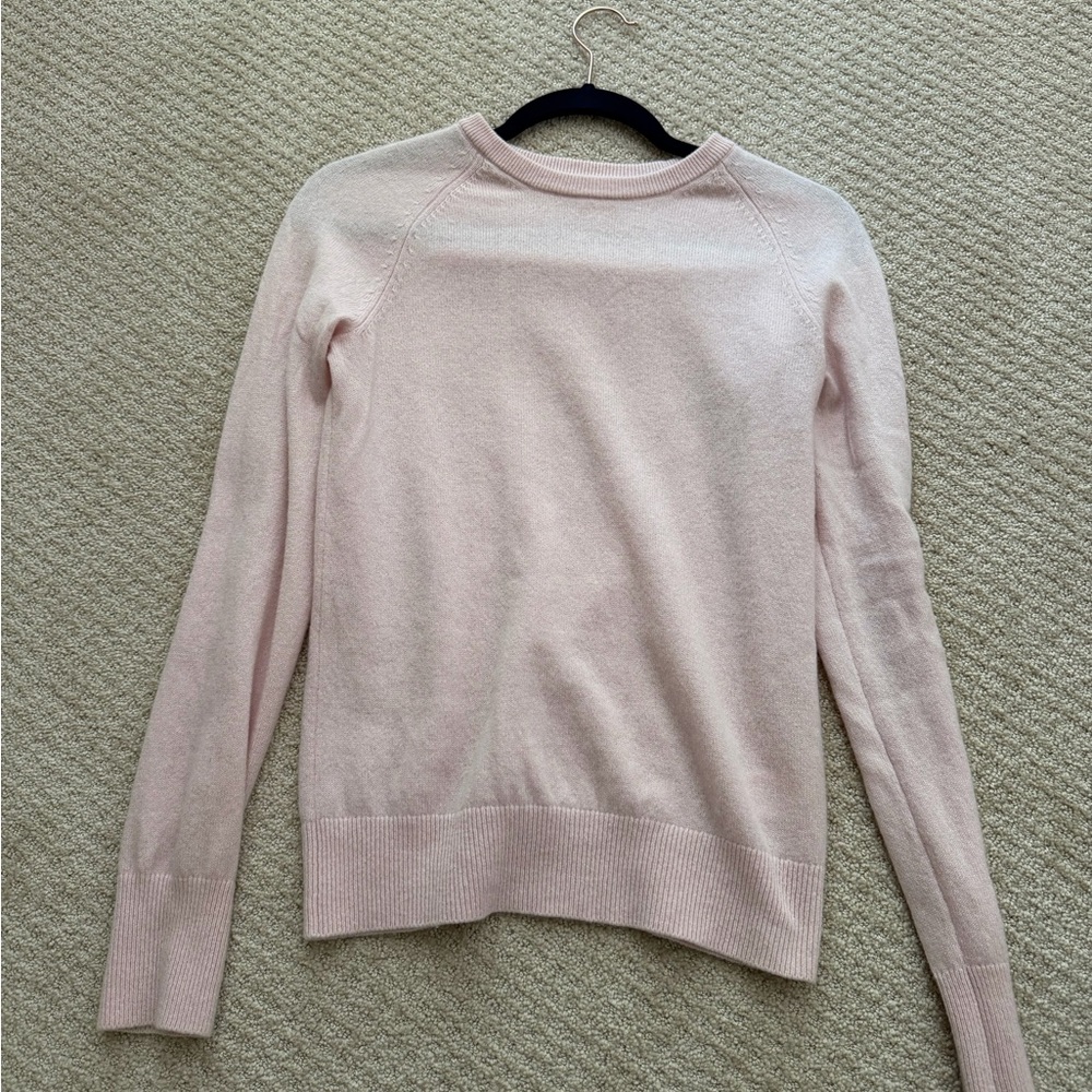 Equipment light pink cashmere sweater